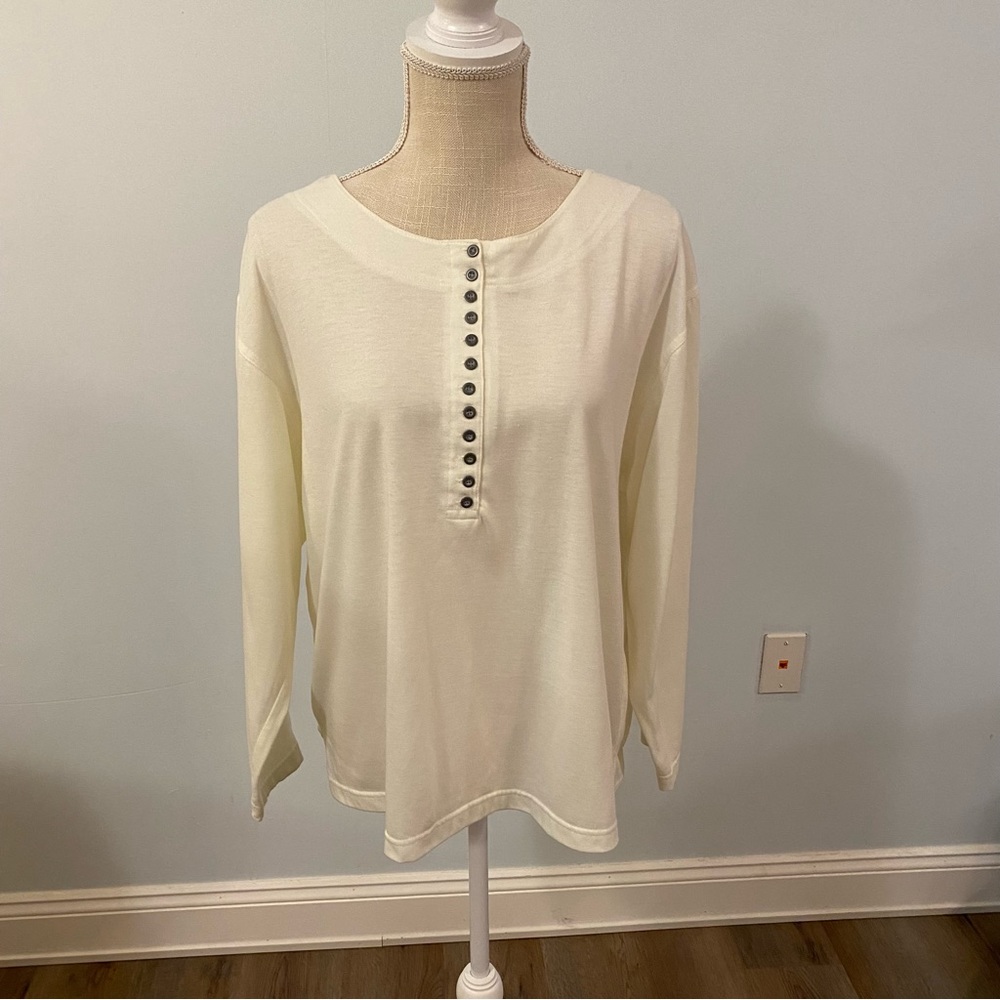 Stefano international Cream T-shirt size 14 16